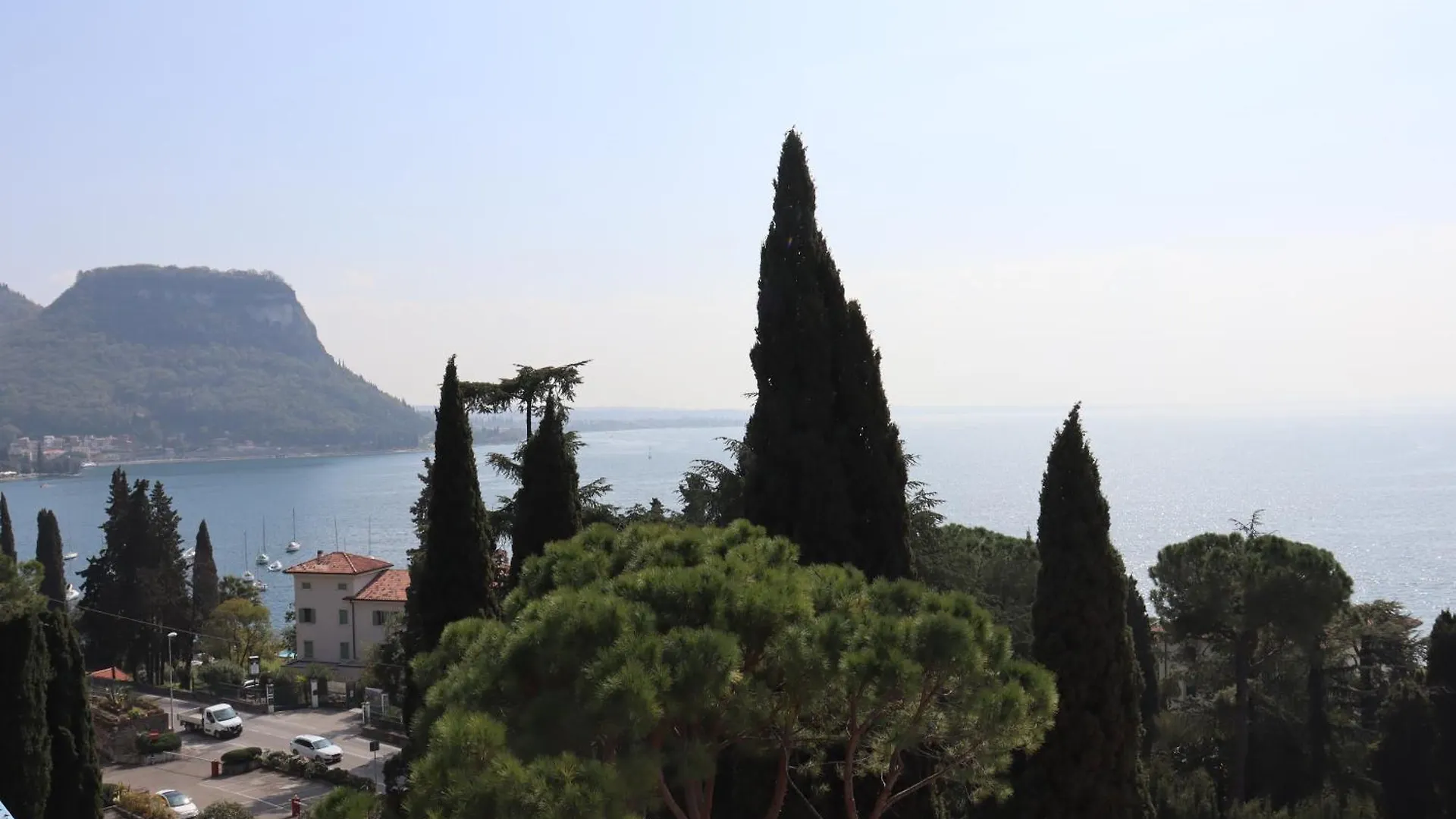 Monika Holiday 315 Magic Lake Garda  Garda (Verona)