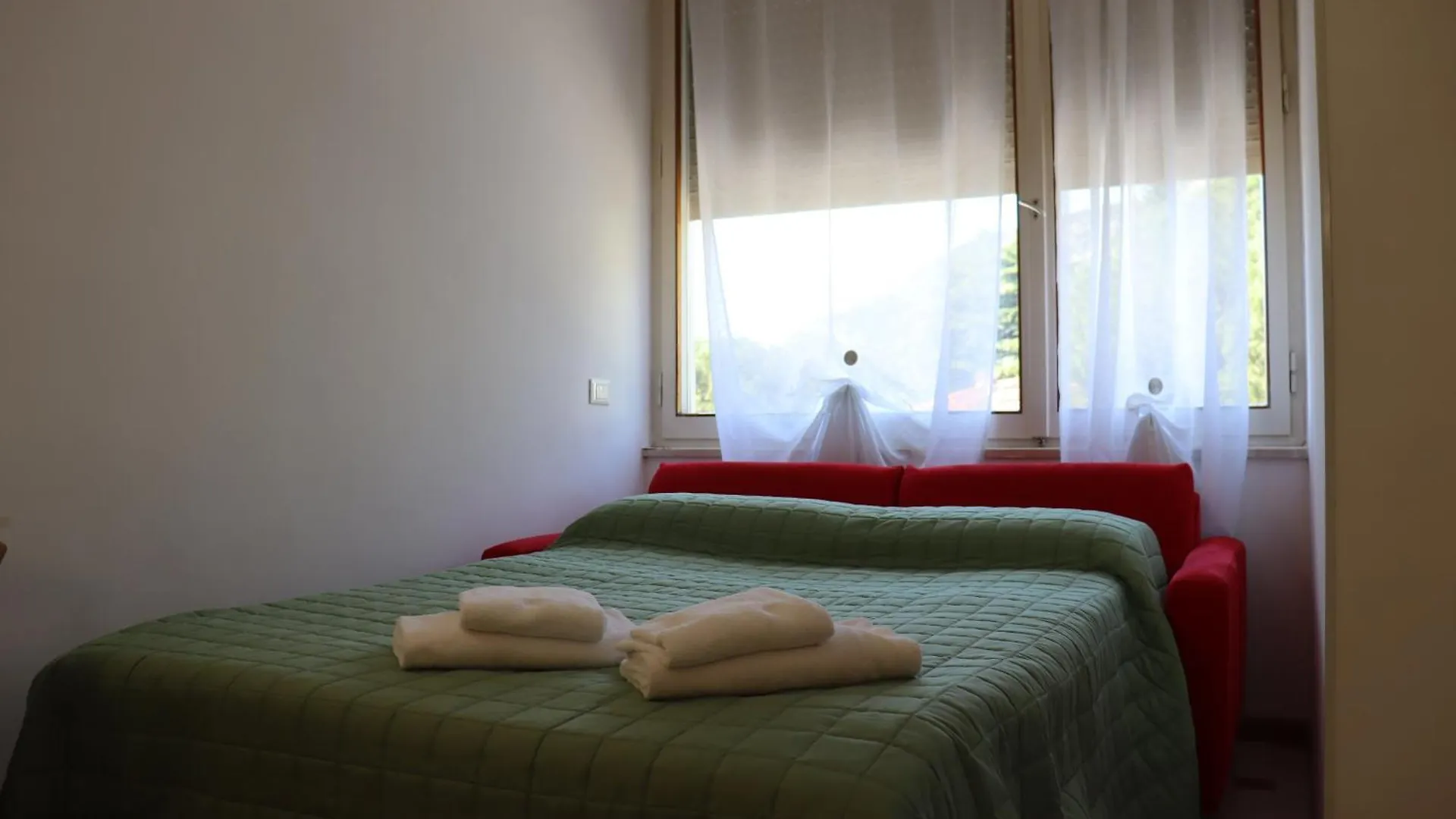 Monika Holiday 315 Magic Lake Garda  Garda (Verona)